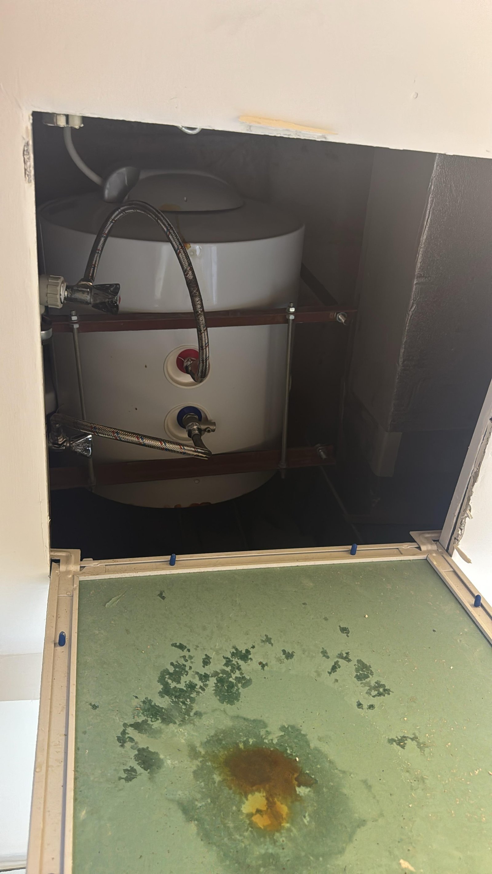 Water Heater Repair Dubai - Slide 2
