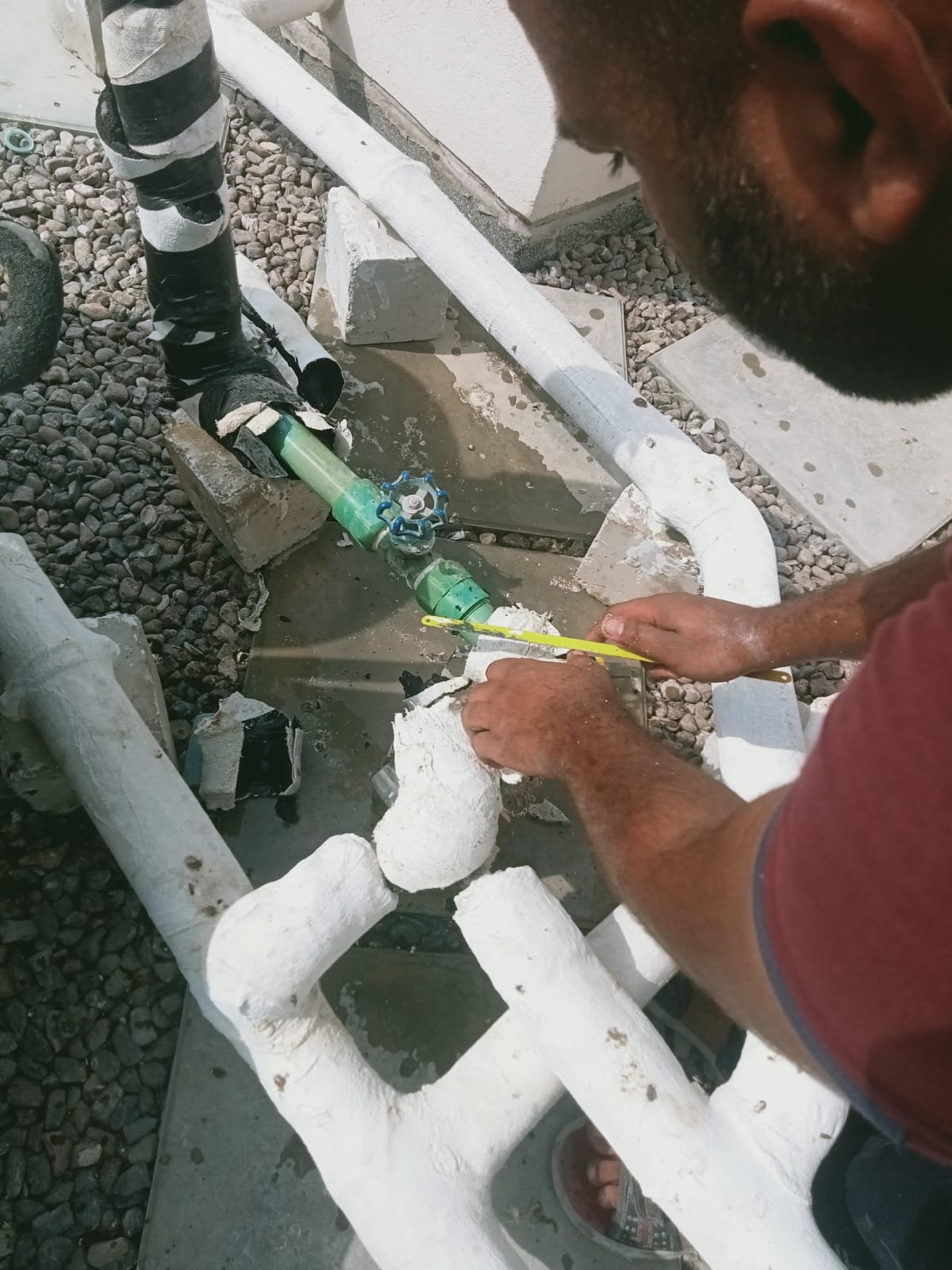 Jumeeriah Plumbers Dubai emergency plumbing services - Slide 2